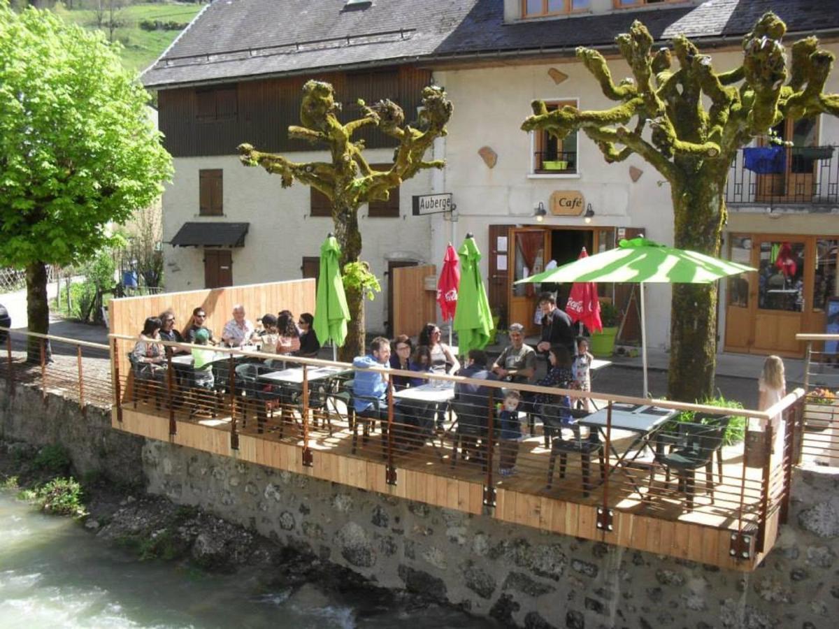 Gite Auberge L'Herbe Tendre Saint-Pierre-d'Entremont  Bagian luar foto